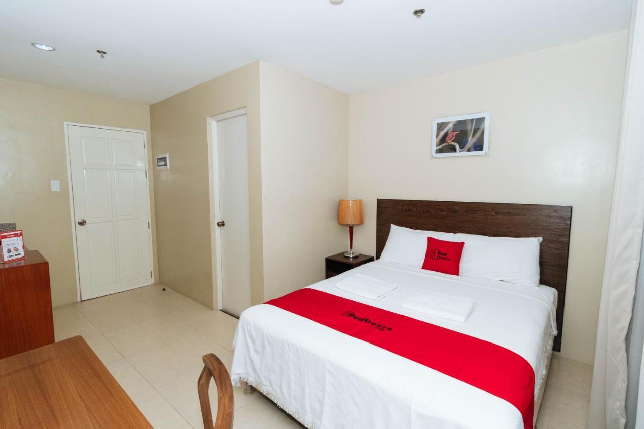 Reddoorz Near Osmena Highway 1 Hotell Makati City Exteriör bild